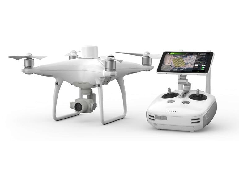 Квадрокоптер DJI Phantom 4 RTK + D-RTK 2 Mobile Station Combo